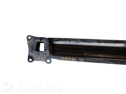 Aizmugurē bampera balka