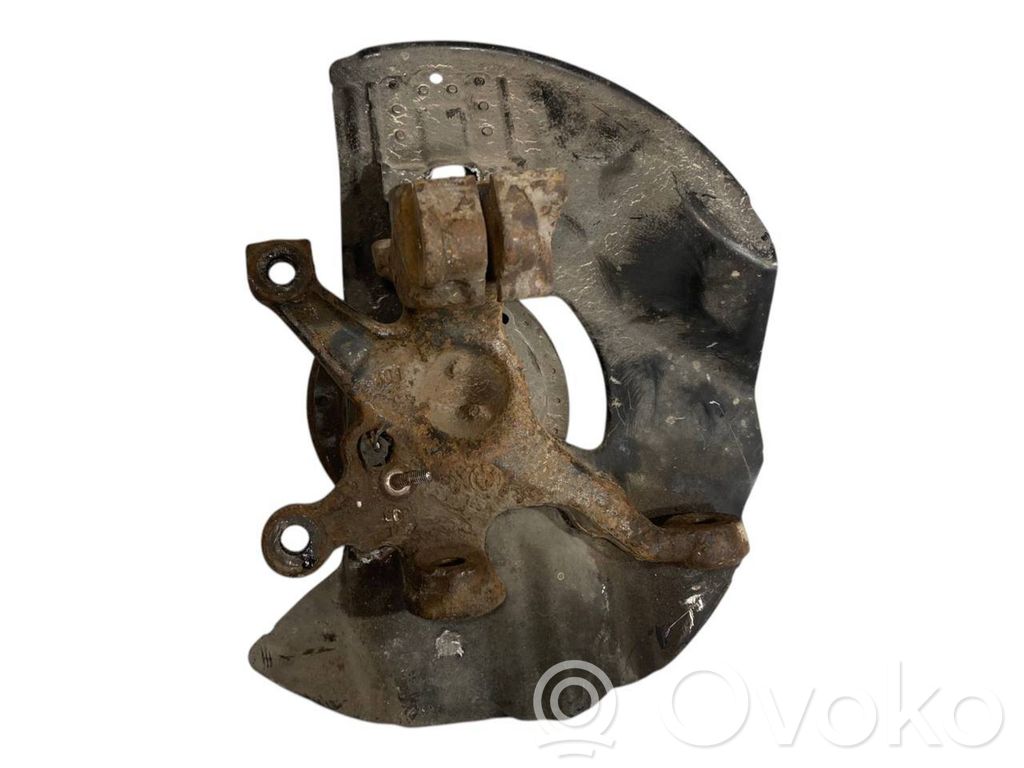 Priekšējā riteņa rumbas vārpstas šarnīrs (stupica, capfa)