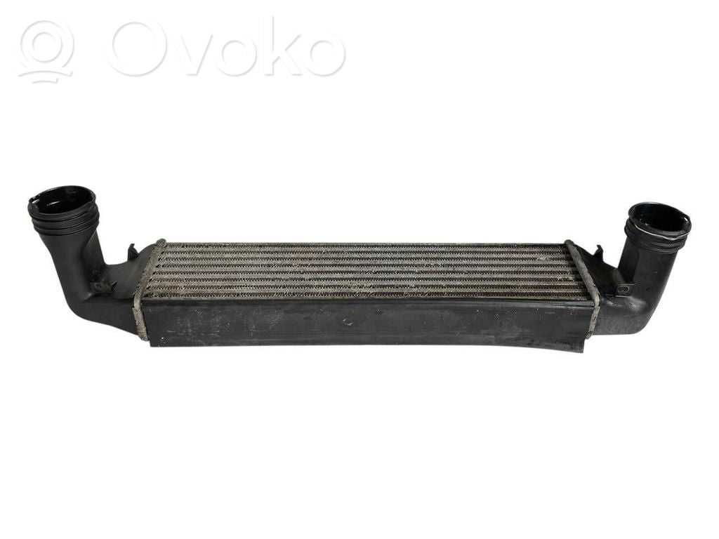 Starpdzesētāja radiators