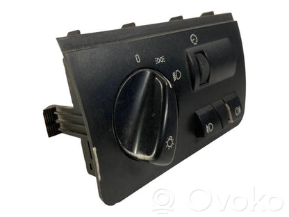 Headlight switch