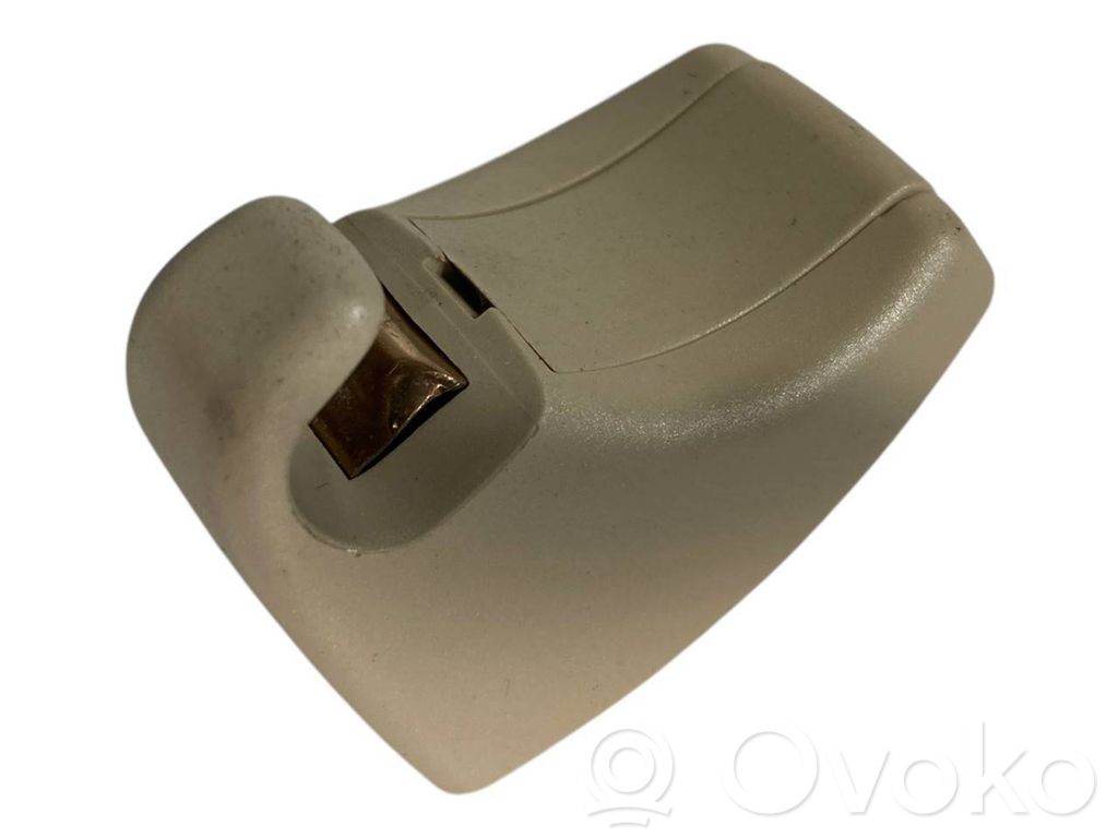 Saulessargu turētājs