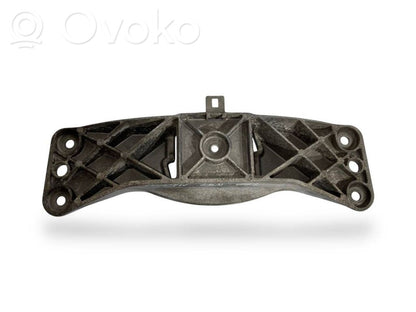 Кронштейн крепления трансмиссии