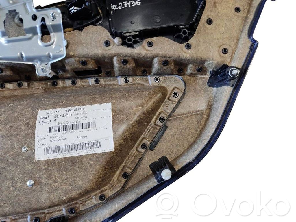 Apšuvums aizmugurējām durvīm