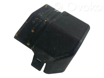 Cita veida dzinēja nodalījuma detaļa