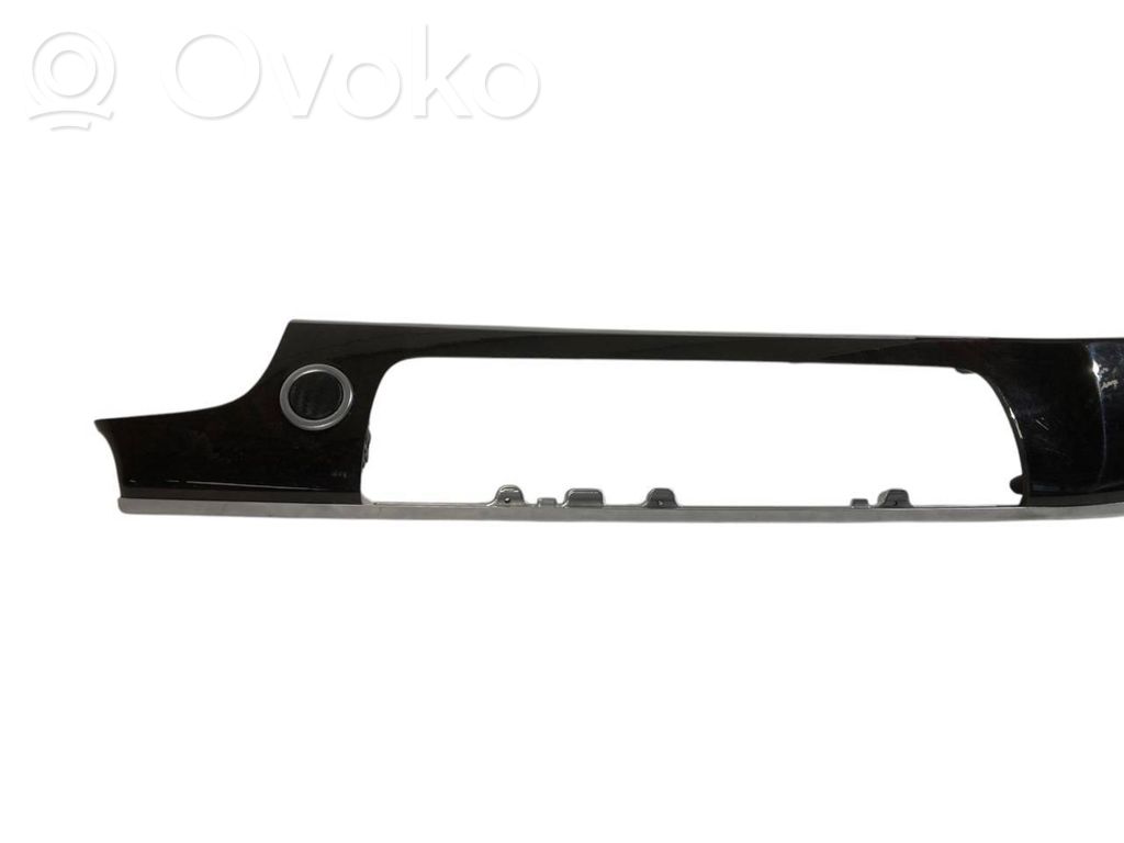 Radio/navigation decorative trim