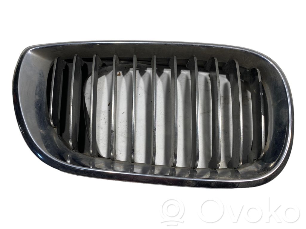 Top grille