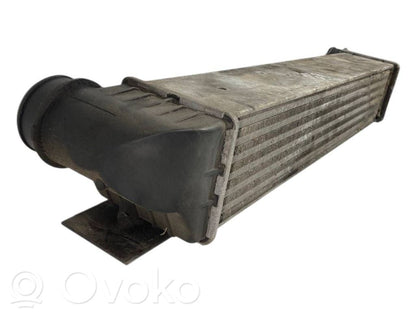 Starpdzesētāja radiators