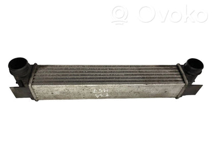 Starpdzesētāja radiators