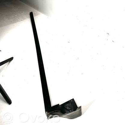 Apdares gumija (pie loga rūts)