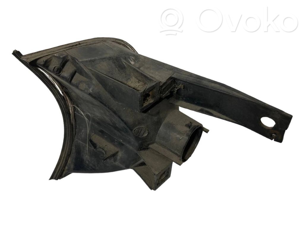 Передний поворотный свет