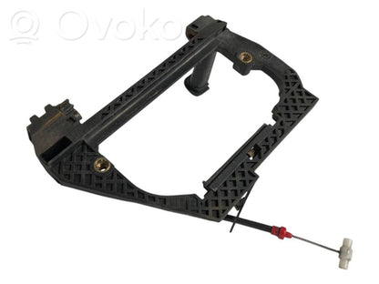 Holder/bracket for external opening handle at the back