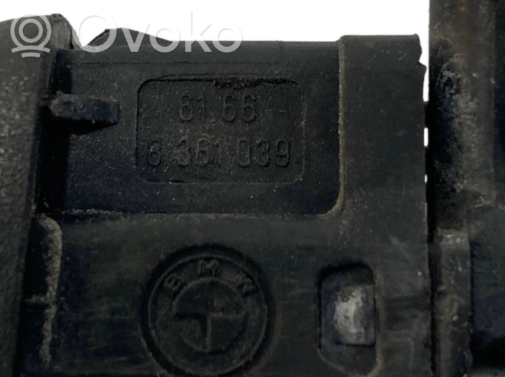 Washer fluid spray(s) for the front window