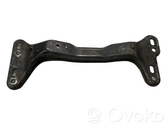 Pārnesumkārbas stiprinājuma kronšteins