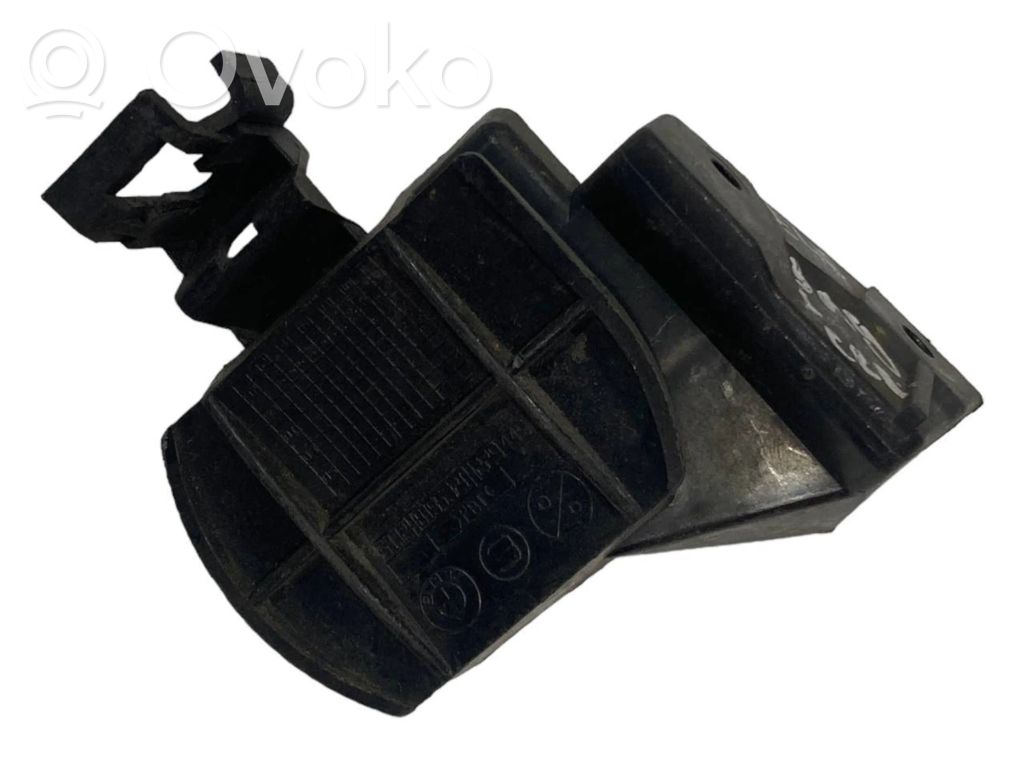 Aizmugurējā bufera montāžas kronšteins