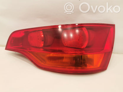 Aizmugurējais lukturis pārsegā