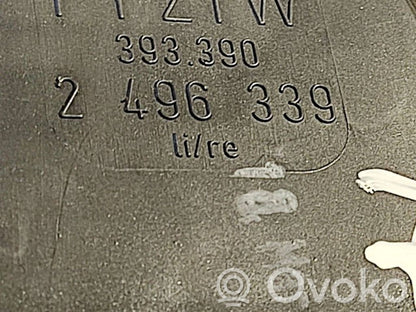 Задний фонарь в кузове