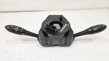 Pagrieziena signālu / lukturu sviria