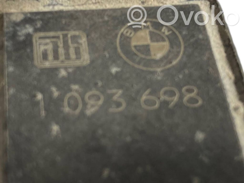 Augstuma sensors (priekšējo lukturu)