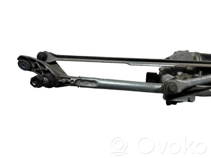 Stikla tīrītāja mehānisms (stienis)