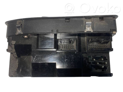 Power window switch