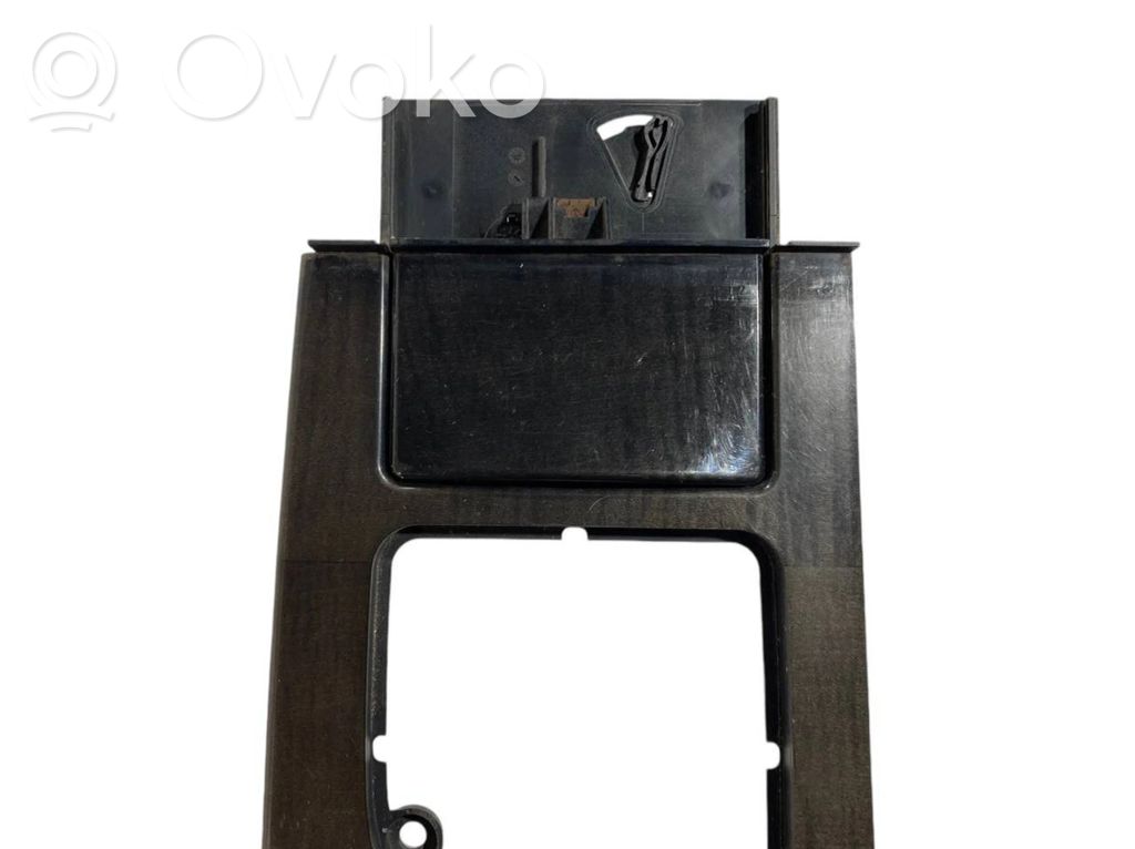 Отделка панели