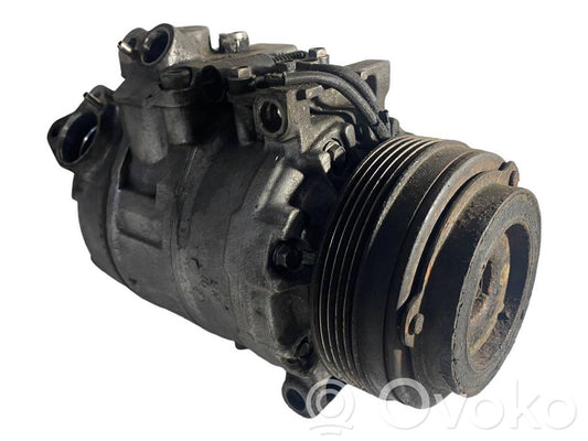Air conditioner compressor (pump)