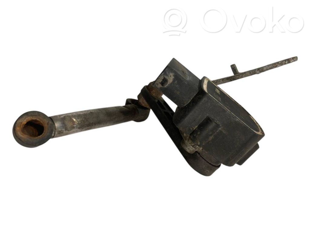 Augstuma sensors (priekšējo lukturu)