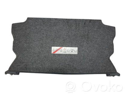 Bagāžnieka sānu apakšējās apdares panelis