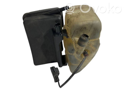 Dzesēšanas šķidruma izplešanās tvertne