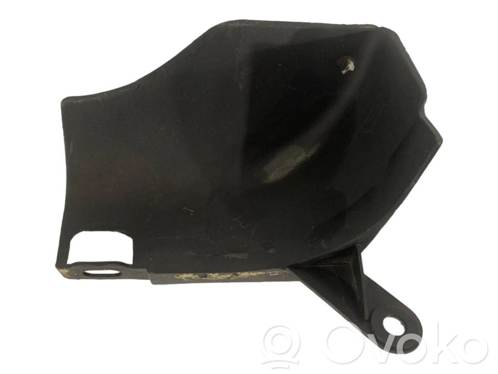 Aizmugurējā bufera apakšas aizsargs