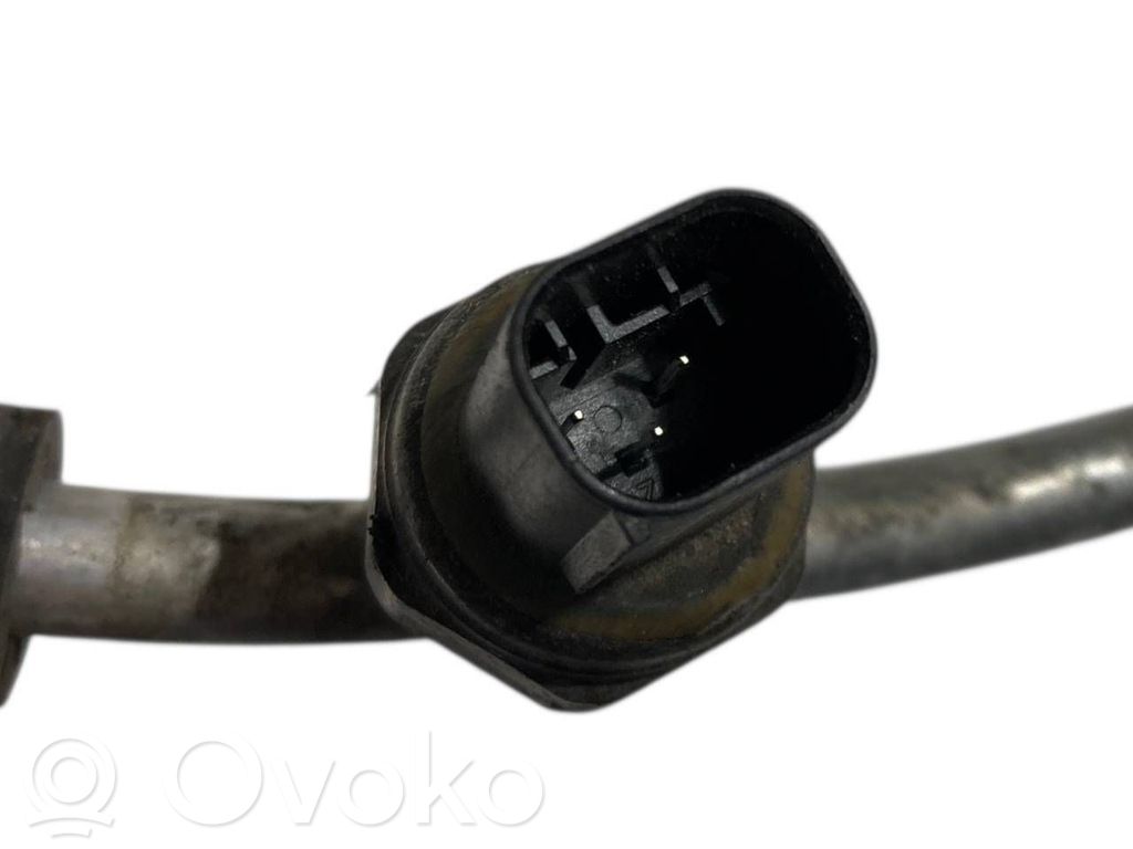 Gaisa kondicioniera caurulīte (-es) / šļūtene (-es)