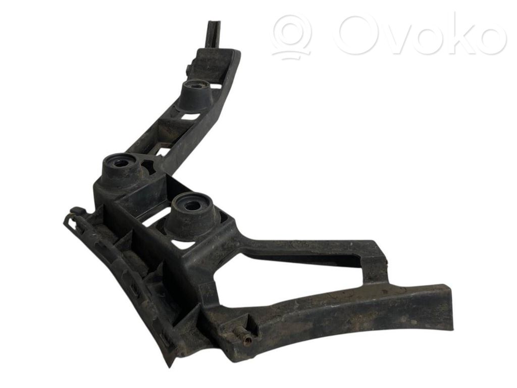 Aizmugurējā bufera montāžas kronšteins