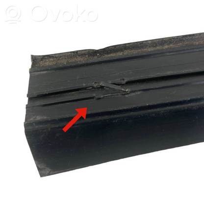 Aizmugurējā sliekšņa dekoratīvā apdare (ārējā)