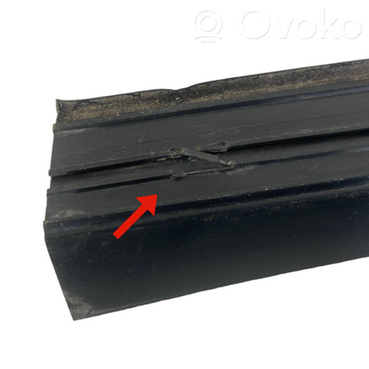 Aizmugurējā sliekšņa dekoratīvā apdare (ārējā)