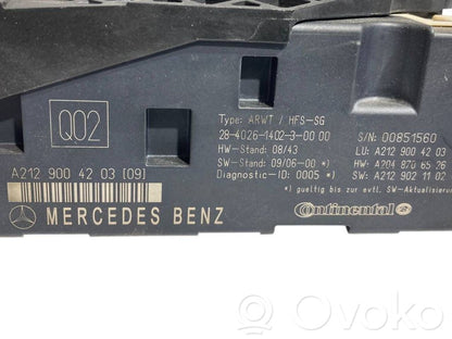 Aizmugurējā pārsega pievilcējs