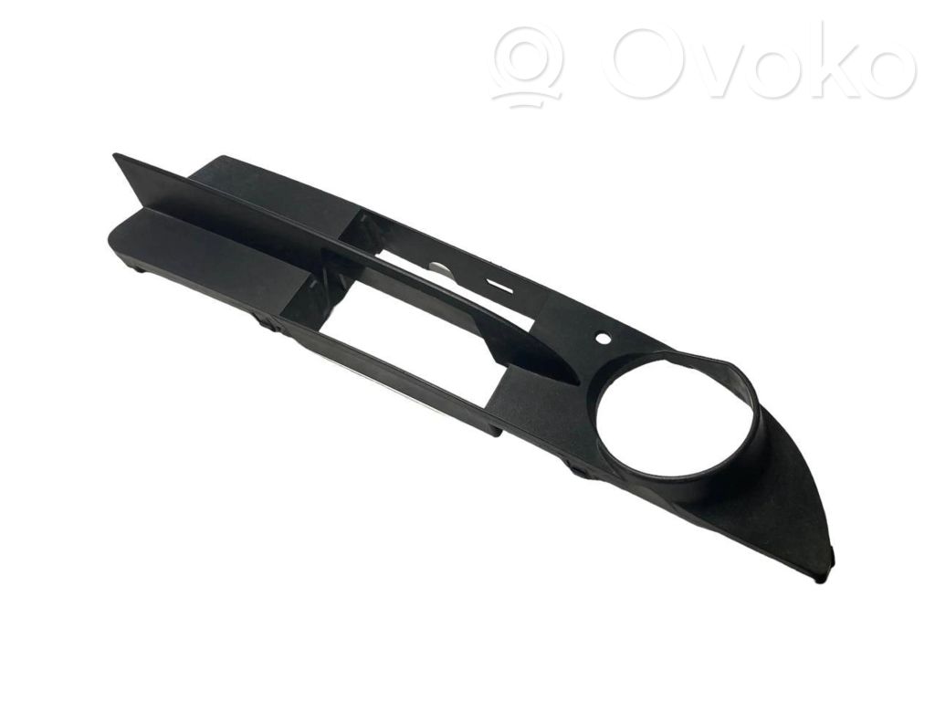 Lower grille (three-piece)