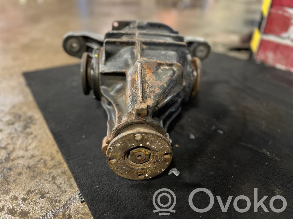 Aizmugurējais reduktors