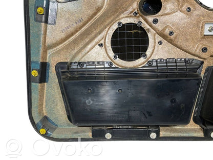 Priekšējo durvju apdare