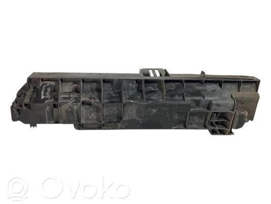 Radiatora (-u) turētājs / kronšteins