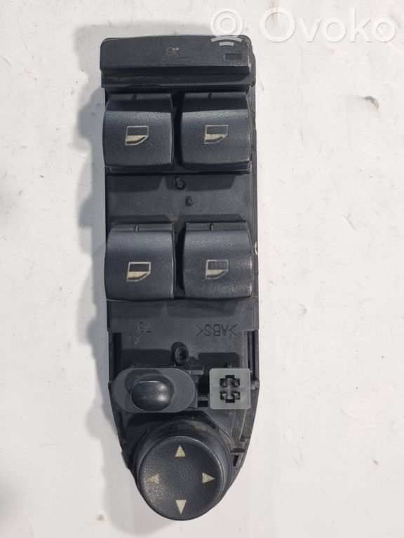 Power window switch