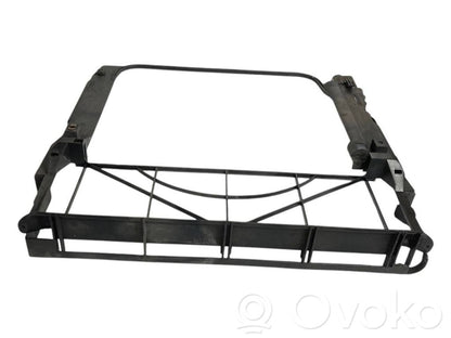 Radiator(s) holder/bracket