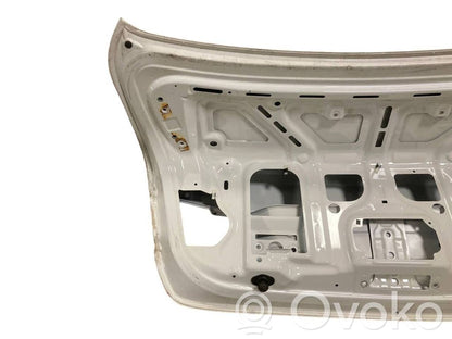 Aizmugurējais pārsegs (bagāžnieks)