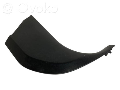 Kāju zonas sānu dekoratīvā apdare