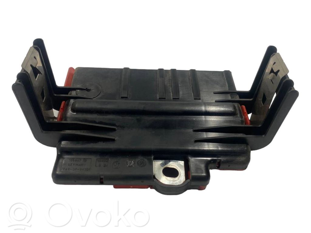 Plusa vadu savienošanas mezgls