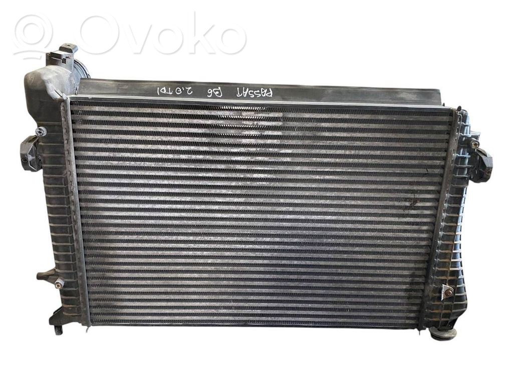 Starpdzesētāja radiators