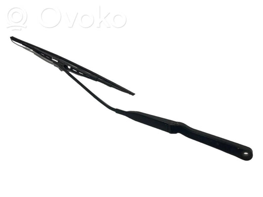 Priekšējā loga tīrītāja kājiņa