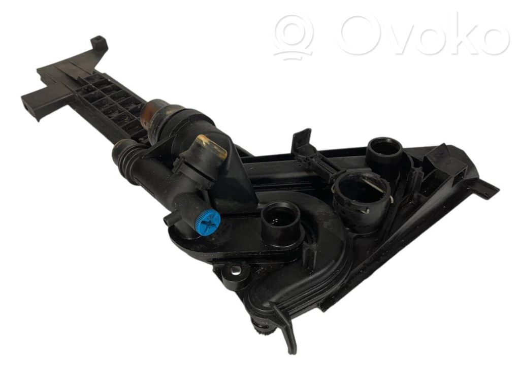 Держатель/кронштейн радиатора(ов)