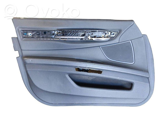 Priekšējo durvju apdare