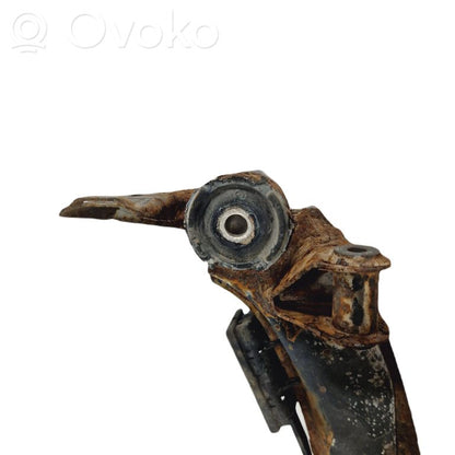 Aizmugurējā tilta sija ar reduktoru