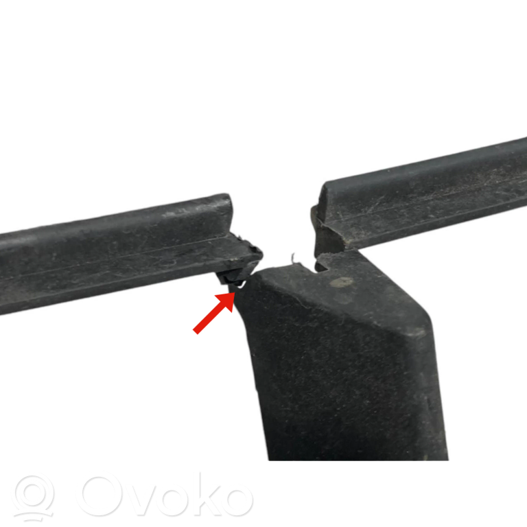 Apakšējais režģis (trīsdaļīgs)